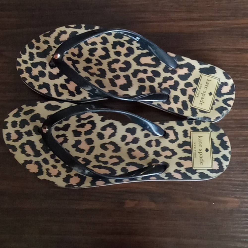 Kate Spade flatbush style animal print flip-flops size 8 B